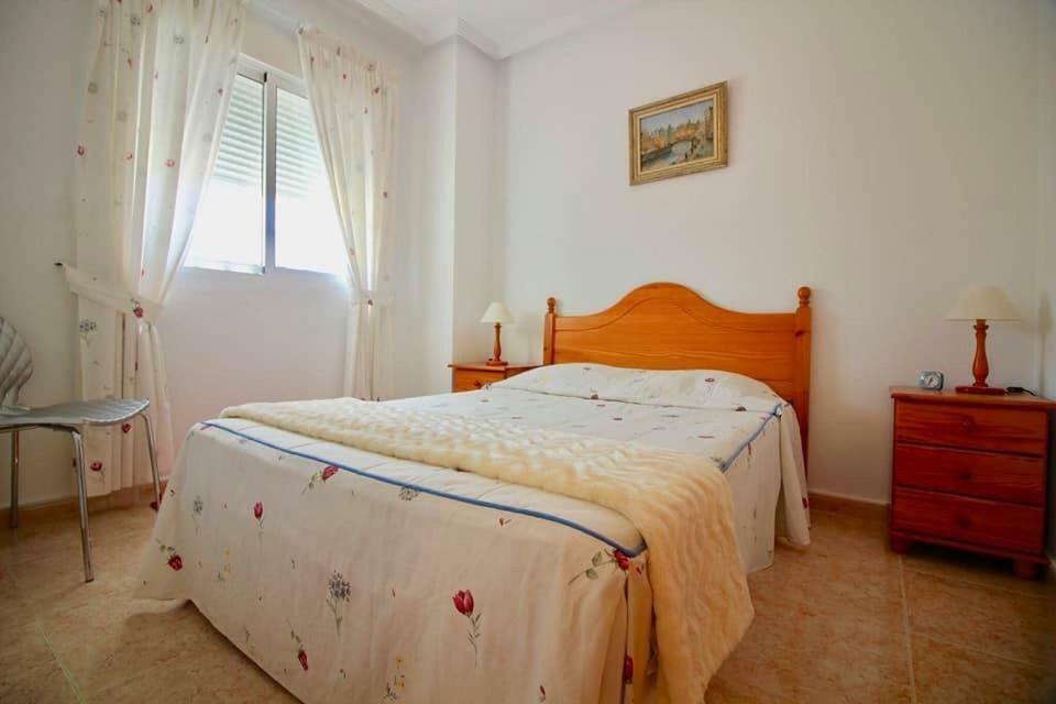 La Mata, Torrevieja Apartment Exterior photo